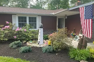 4937 Timberview Dr, Vermilion, OH 44089 - Photo 2
