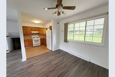 7090 Hillridge Avenue NE, Canton, OH 44721 - Photo 10