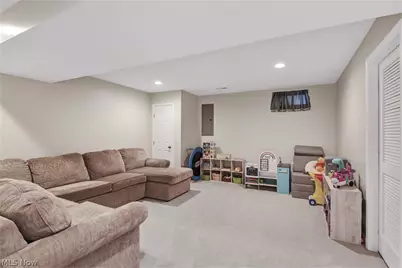 106 Clay Court, Berea, OH 44017 - Photo 34