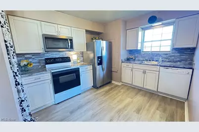 7970 Mentor Avenue #O5, Mentor, OH 44060 - Photo 10