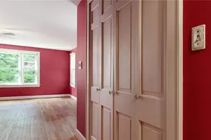 2751 E Ridgewood Cir, Zanesville, OH 43701 - Photo 24