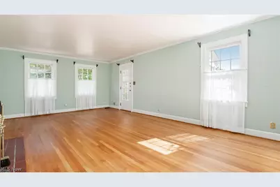 2751 E Ridgewood Circle, Zanesville, OH 43701 - Photo 10