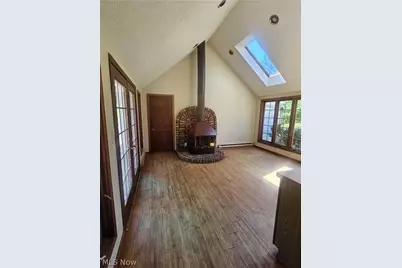 1075 Ghent Road, Akron, OH 44333 - Photo 6