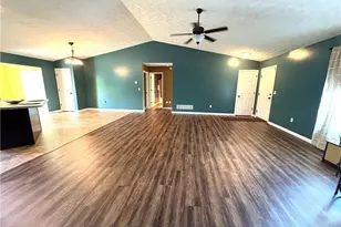 40900 Havenwood Dr, Belmont, OH 43718 - Photo 6