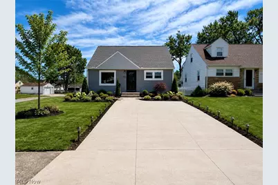 1528 34th Street NE, Canton, OH 44714 - Photo 4