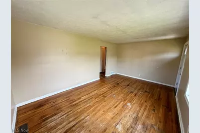 1528 34th Street NE, Canton, OH 44714 - Photo 8