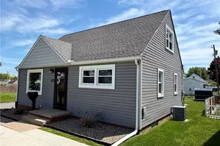 1528 34th St NE, Canton, OH 44714 - Photo 1
