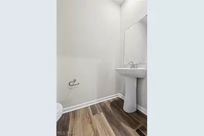 23840 Pine Valley Drive, Columbia Station, OH 44028 - Photo 20