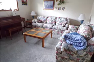 63 Lynn Dr, Williamstown, WV 26187 - Photo 4