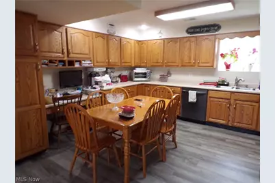 63 Lynn Drive, Williamstown, WV 26187 - Photo 8