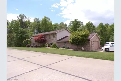 63 Lynn Drive, Williamstown, WV 26187 - Photo 1