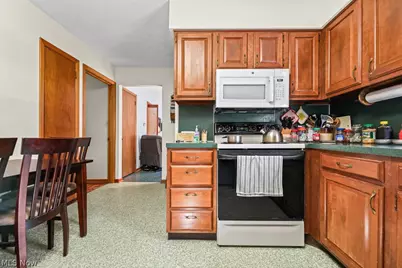 2540 Edgewood Avenue, Alliance, OH 44601 - Photo 6