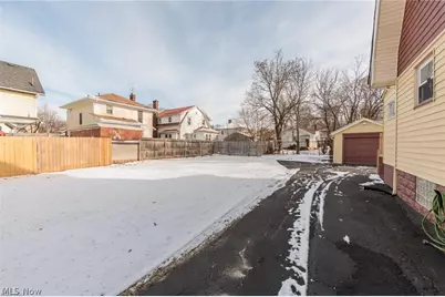 261 Madison Avenue, Akron, OH 44320 - Photo 4