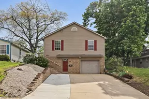 291 Schrop Ave, Akron, OH 44312 - Photo 2