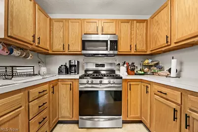 291 Schrop Avenue, Akron, OH 44312 - Photo 14