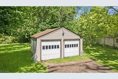 210 5th Avenue, Hubbard, OH 44425 - Photo 6