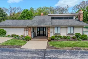 5556 Hilltop Oval, Parma, OH 44134 - Photo 18