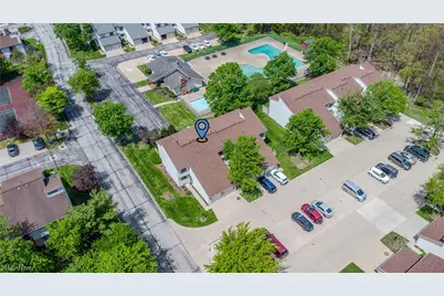 5556 Hilltop Oval, Parma, OH 44134 - Photo 2