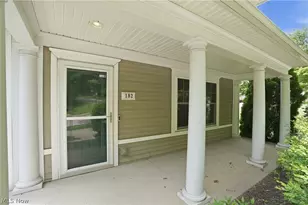 182 Elizabeth Pkwy, Akron, OH 44304 - Photo 2