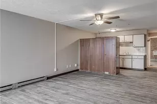 2331 E Market St, Akron, OH 44312 - Photo 4