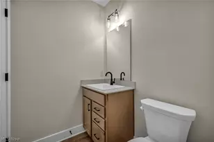883 White Willow Ln, Brunswick, OH 44212 - Photo 36