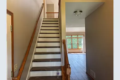 1136 Pine Bluff Drive NE, New Philadelphia, OH 44663 - Photo 4