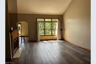 1136 Pine Bluff Drive NE, New Philadelphia, OH 44663 - Photo 12