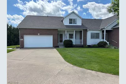 1136 Pine Bluff Drive NE, New Philadelphia, OH 44663 - Photo 1