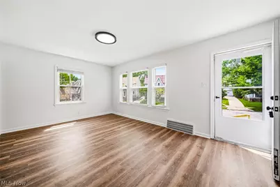 3579 Lloyd Road, Loveland, OH 44111 - Photo 6
