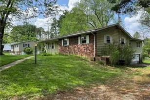 1651 N Trend Dr, Zanesville, OH 43701 - Photo 2