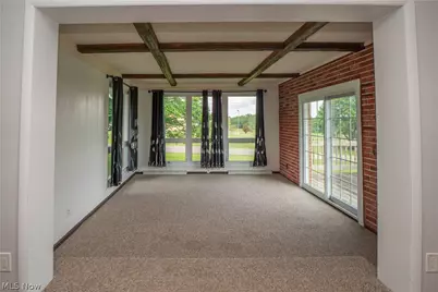 4544 Lakeknoll Street, Louisville, OH 44641 - Photo 8