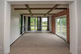 4544 Lakeknoll St, Louisville, OH 44641 - Photo 8