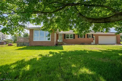 4544 Lakeknoll Street, Louisville, OH 44641 - Photo 46