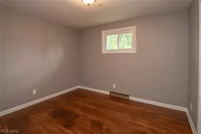 4544 Lakeknoll Street, Louisville, OH 44641 - Photo 24