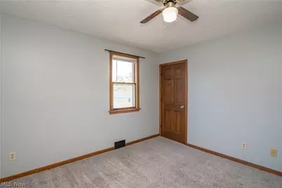 215 8th Street SW, Massillon, OH 44647 - Photo 16