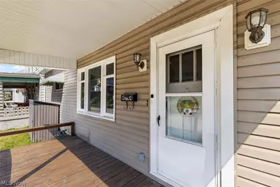 4744 Noble Street, Bellaire, OH 43906 - Photo 4