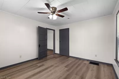 4744 Noble Street, Bellaire, OH 43906 - Photo 22
