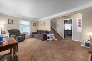 30414 Mildred Dr, Willowick, OH 44095 - Photo 6