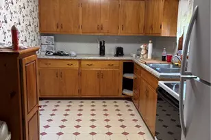 303 W Main St, Andover, OH 44003 - Photo 6