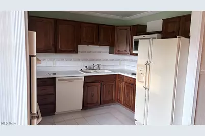2521 East Drive, Marion, OH 43302 - Photo 8