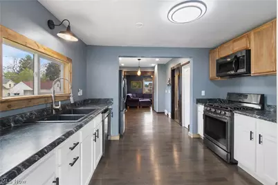 200 19th Street NW, Barberton, OH 44203 - Photo 2
