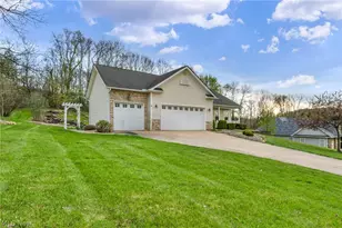 3519 Lake Ridge Dr, Medina, OH 44256 - Photo 4