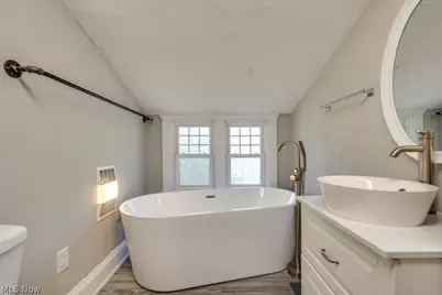 3255 Hyde Park Avenue, Cleveland Heights, OH 44118 - Photo 30