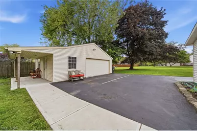 218 Bonnett Street SW, North Canton, OH 44720 - Photo 46