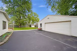 218 Bonnett St SW, North Canton, OH 44720 - Photo 48