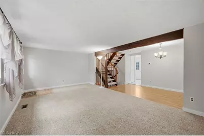 7396 S Chestnut Commons Drive, Mentor, OH 44060 - Photo 8