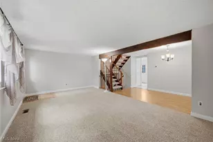 7396 S Chestnut Commons Dr, Mentor, OH 44060 - Photo 8