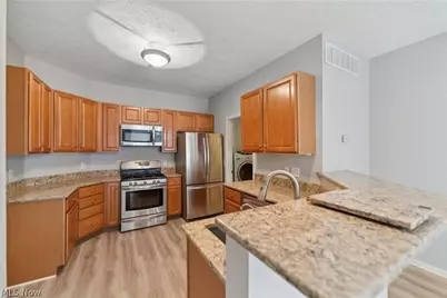 2672 Wyndgate Court #2672, Westlake, OH 44145 - Photo 12