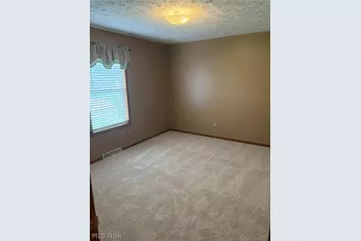 4825 Woodstone Avenue NW, Canton, OH 44647 - Photo 10