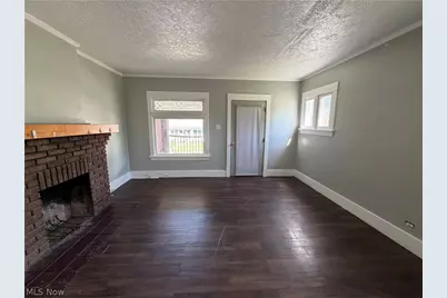 160 Hager Street, Hubbard, OH 44425 - Photo 6